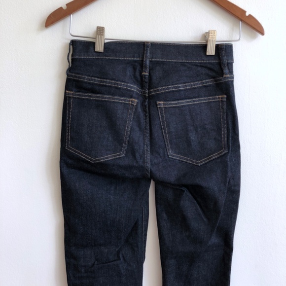 J. Crew Women's Vintage Slim Straight Jeans. Size 24. Great condition, like new - Picture 6 of 13